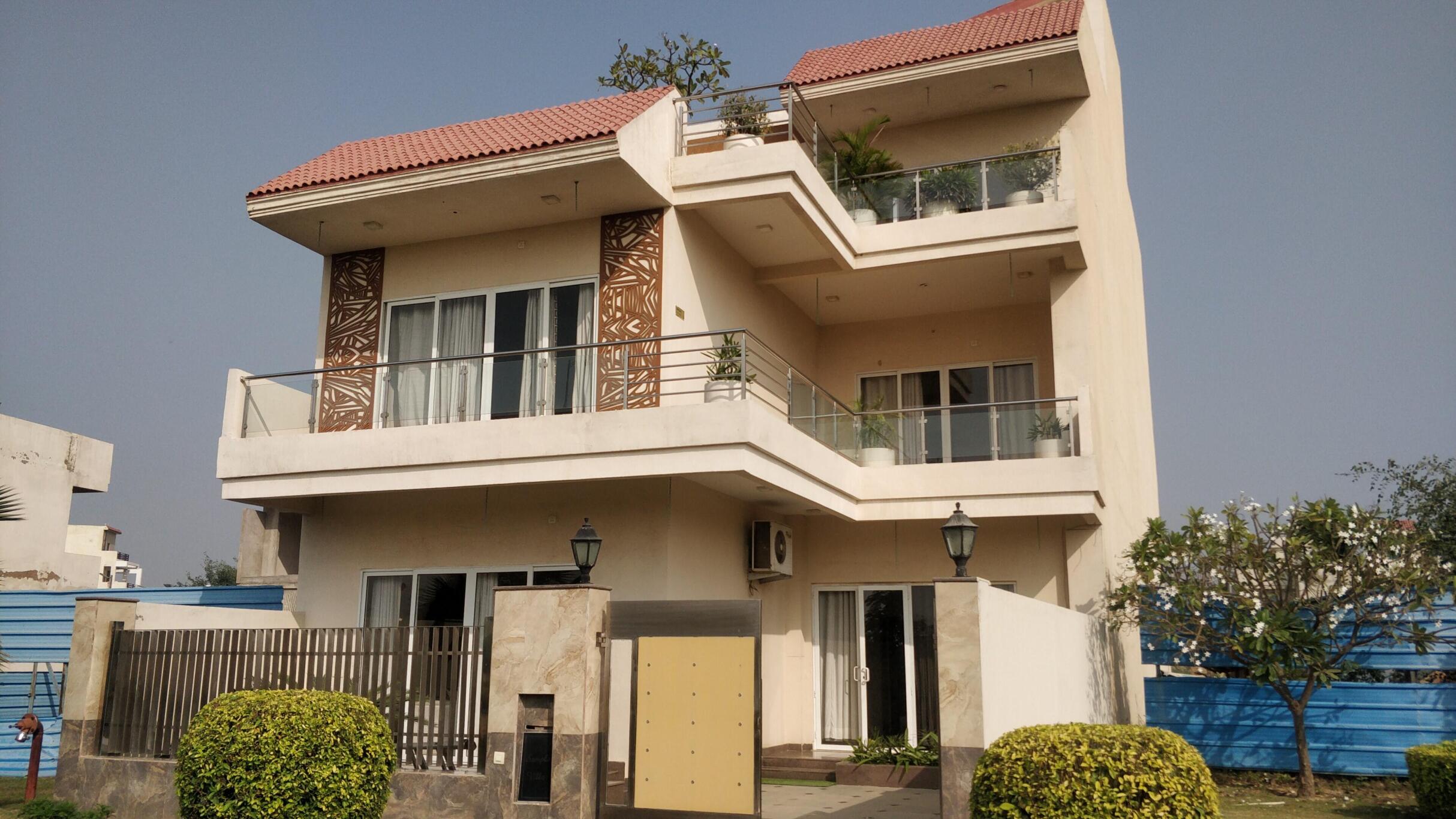 Exterior Area 1