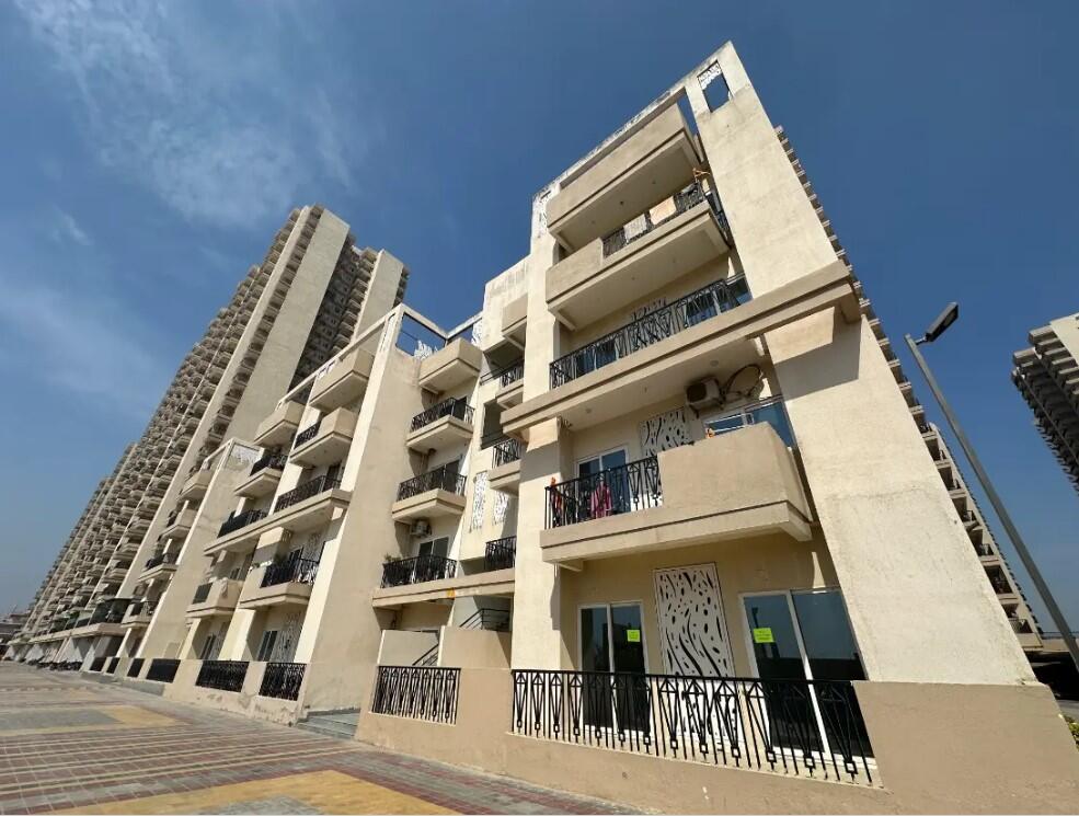 Exterior Area 1