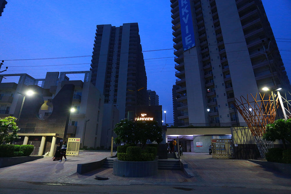 Exterior Perspectives 18